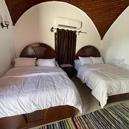 Villa Giulio Luxor Guest House ภายนอก รูปภาพ