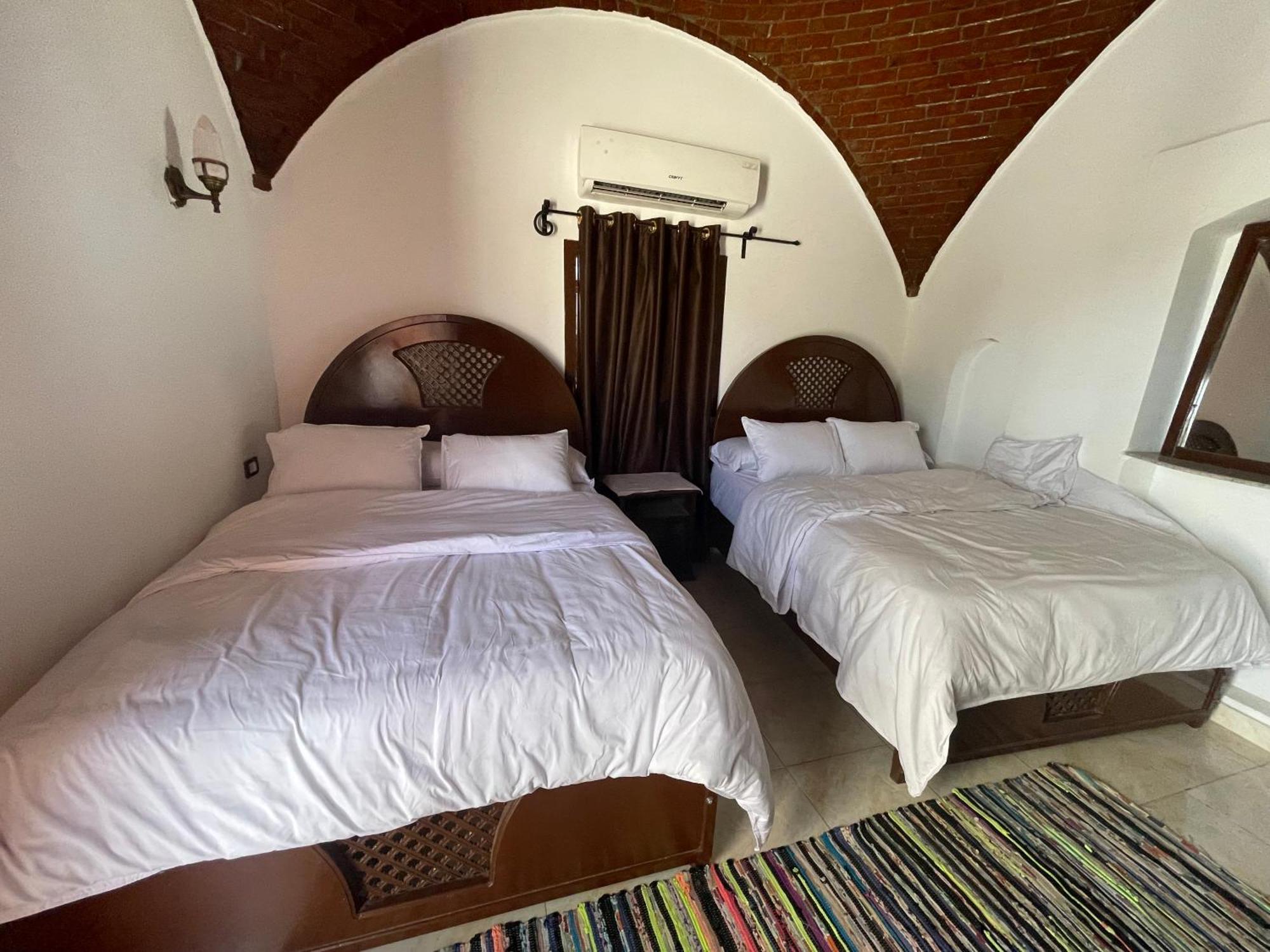 Villa Giulio Luxor Guest House ภายนอก รูปภาพ