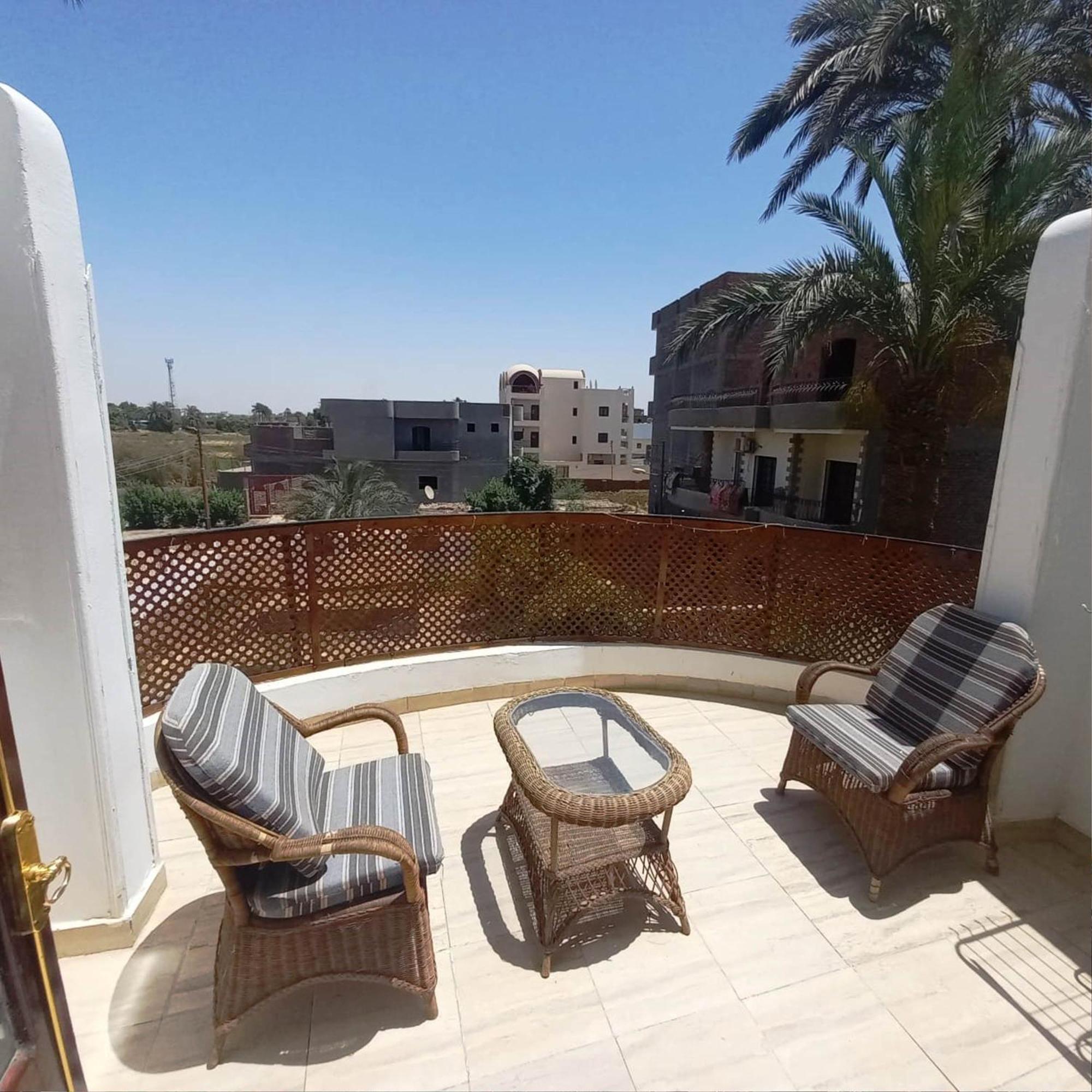 Villa Giulio Luxor Guest House ภายนอก รูปภาพ
