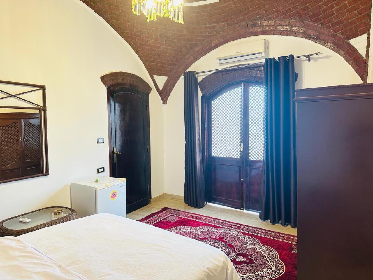 Villa Giulio Luxor Guest House ภายนอก รูปภาพ
