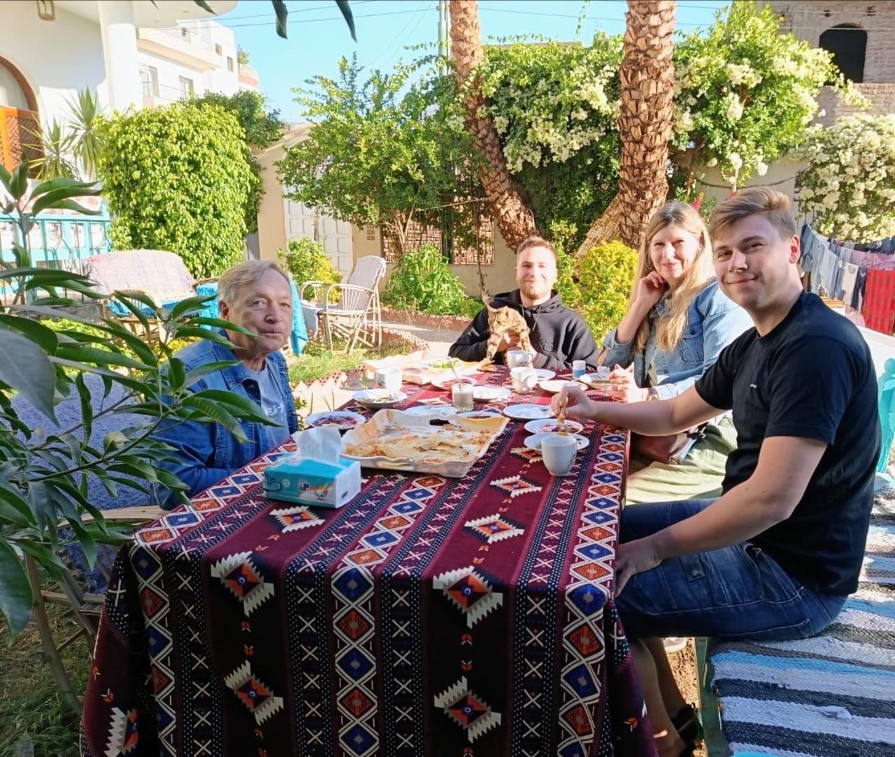 Villa Giulio Luxor Guest House ภายนอก รูปภาพ